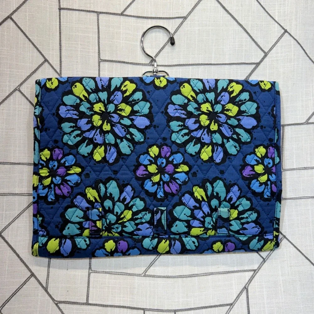 Vera Bradley Hanging Jewelry Organizer OS Blue Floral Night & Day Quilted Travel